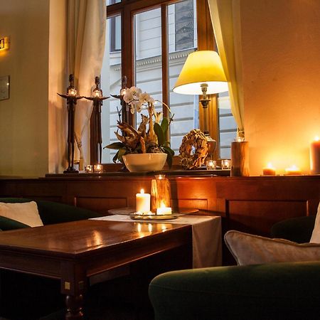 Hotel Slunce Uherske Hradiste Luaran gambar