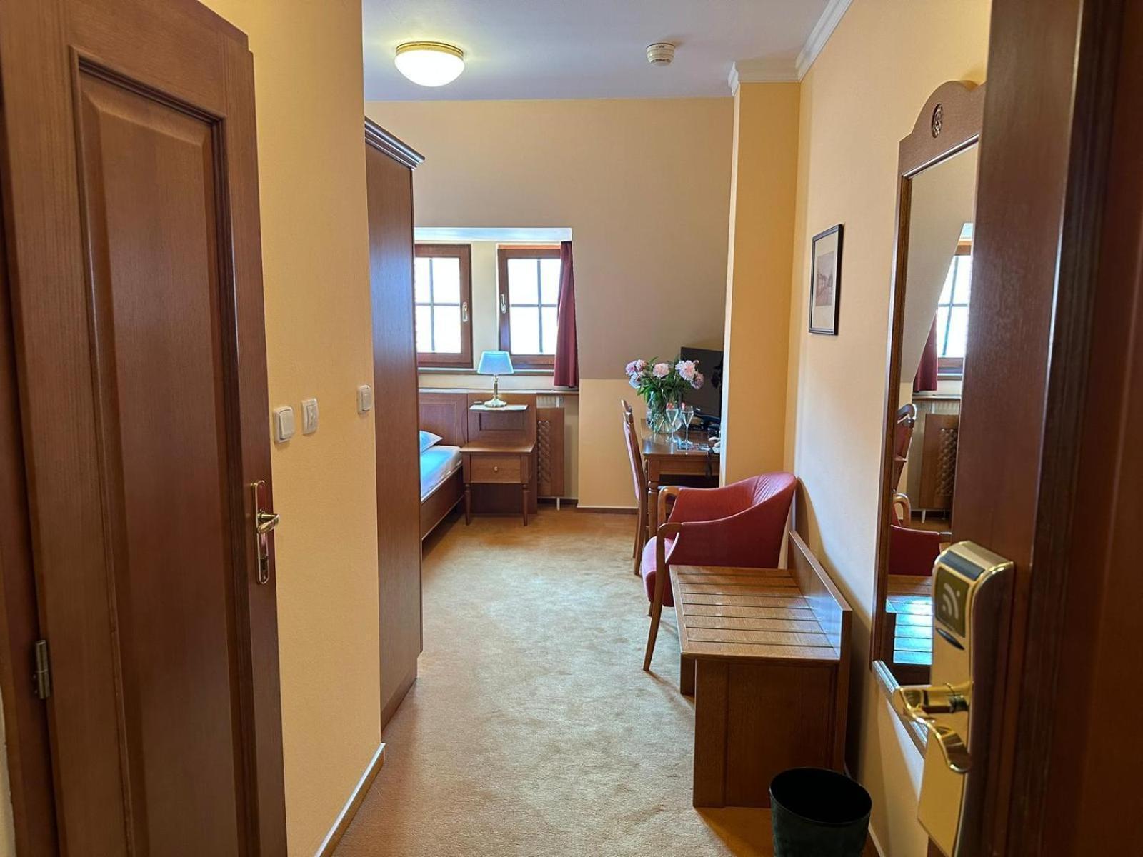 Hotel Slunce Uherske Hradiste Luaran gambar